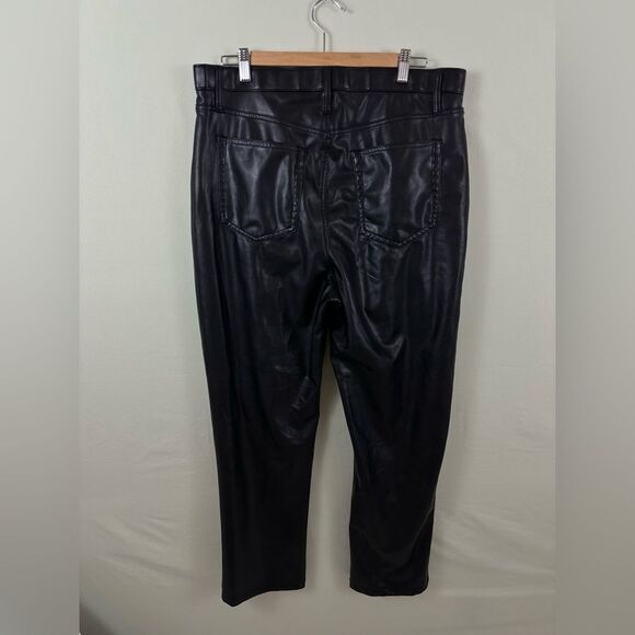 Abercrombie and Fitch Curve Love Faux Leather 90s Straight Ultra High Rise Pants - Picture 3 of 11